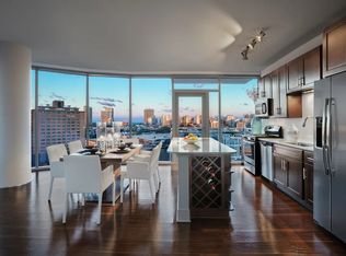 1410 N Burling St #1102, Chicago, IL 60610