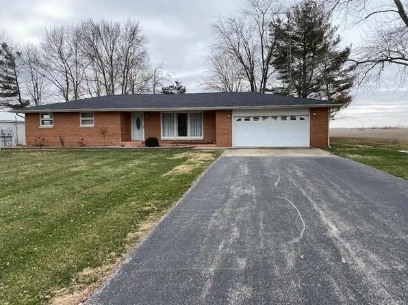 344 W Embarras St, Sainte Marie, IL 62459