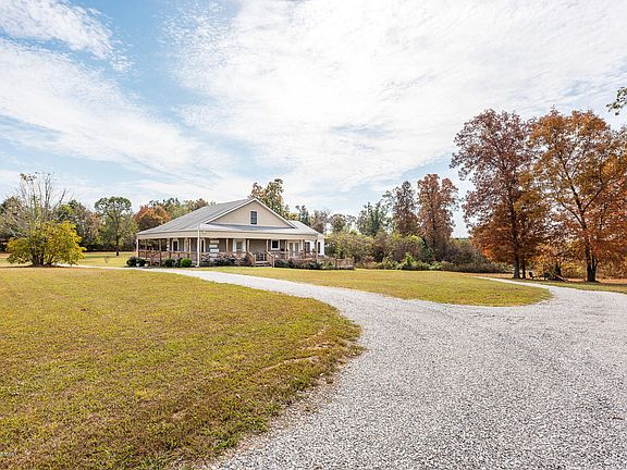 5th image of 793 Fisher Ln