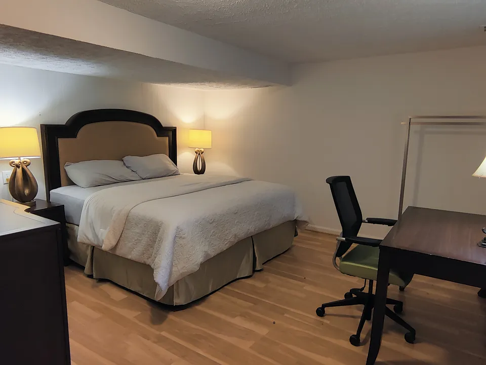 332 Greenhill Way #1