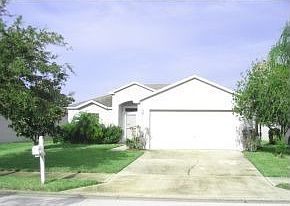2nd image of 861 Wickham Lakes Dr