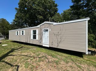 133 W Main St TRLR C3, Clinton, CT 06413