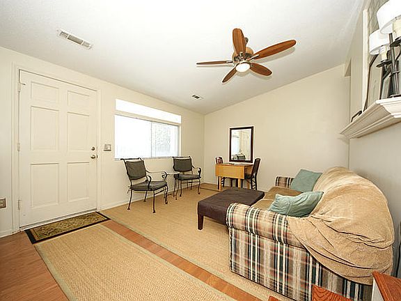 4th image of 1100 Pavilion Dr APT 204