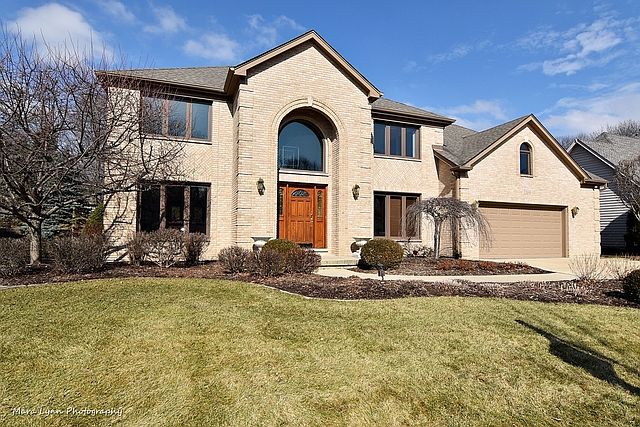 1st image of 1109 Thoroughbred Cir