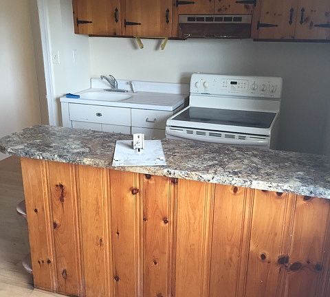 5th image of 318 N Royal Ave #2