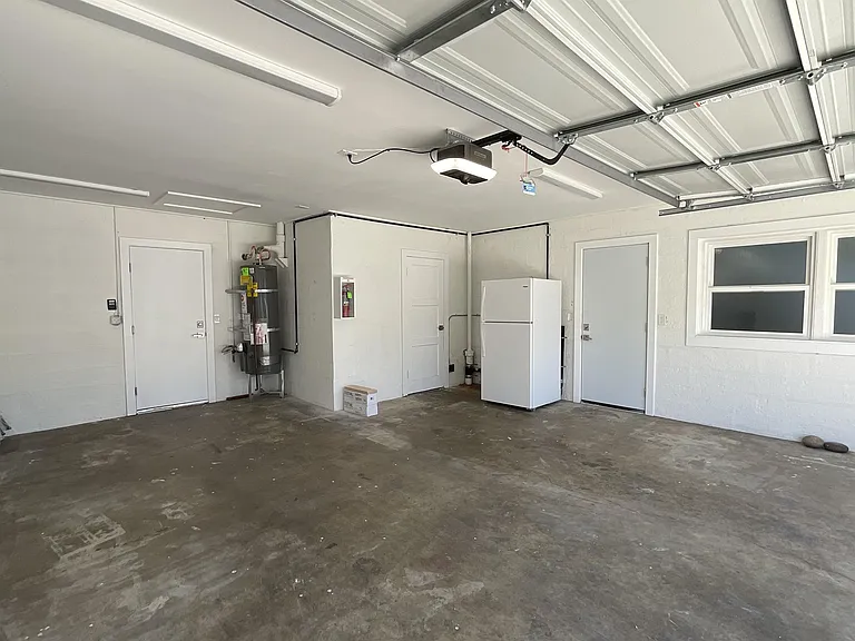 1515 Hess Rd #6 — Photo 28