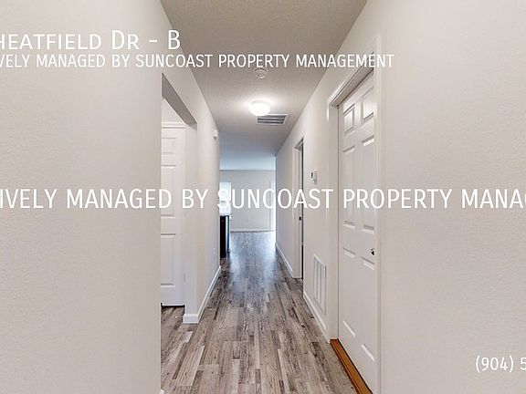 4th image of 71 Wheatfield Dr #B
