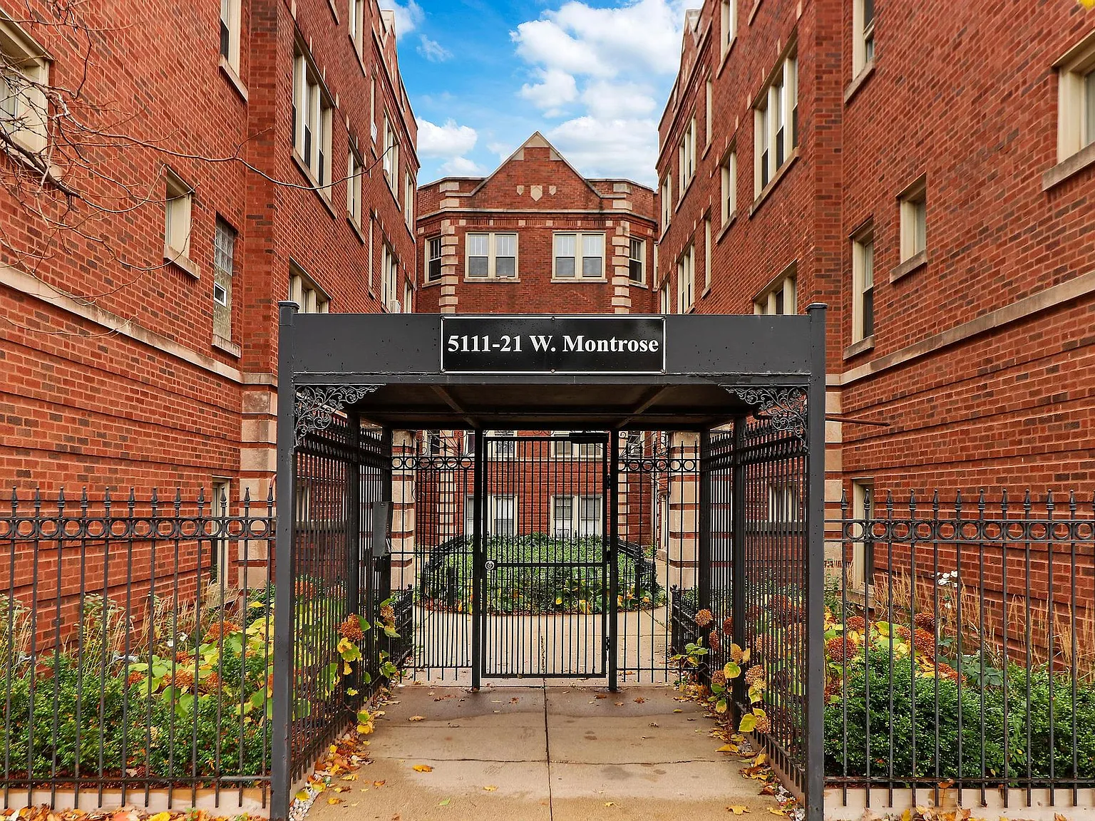 5111-21 W. Montrose Ave — Photo 3