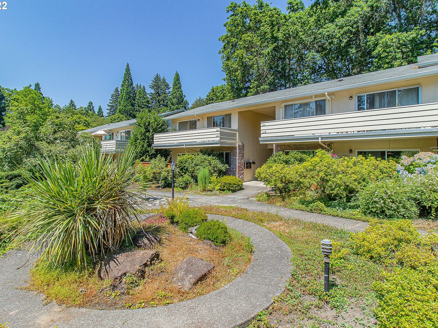 2533 SW Beaverton Hillsdale Hwy 15B, Portland, OR 97239 Zillow