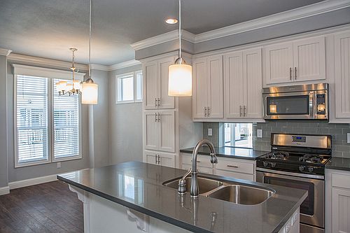 4th image of 325 Sylvan Ave Spc 32