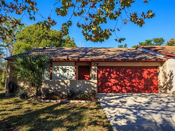 2nd image of 181 Clear Lake Cir