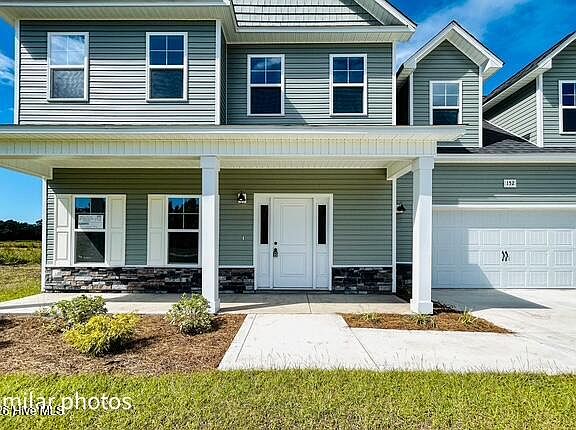 2nd image of 152 Woodford Drive