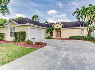 9200 Paragon Way, Boynton Beach, FL 33472