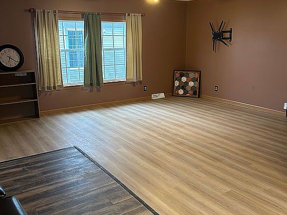 5th image of 45435 Labelle Dr #1760