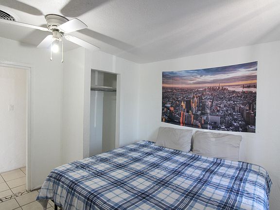 2nd image of 601 N Copia St APT 3
