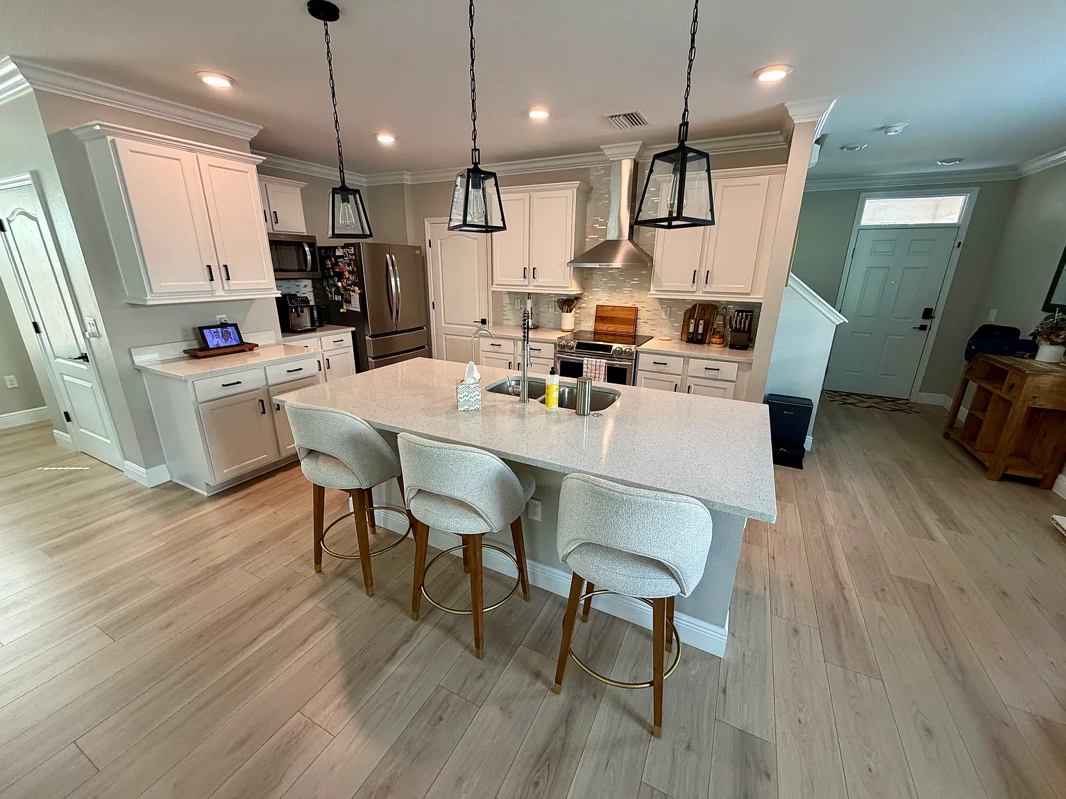 10519 Whispering Hammock Dr — Photo 1