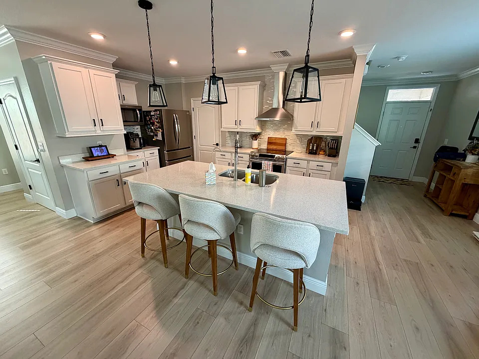 10519 Whispering Hammock Dr