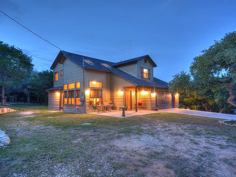 2nd image of 1904 Canyon Edge Dr