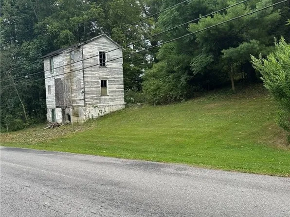 201 Cessna Hill Rd, Boswell, PA 15531