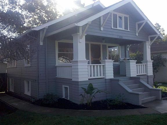 3rd image of 421 Pleasant St