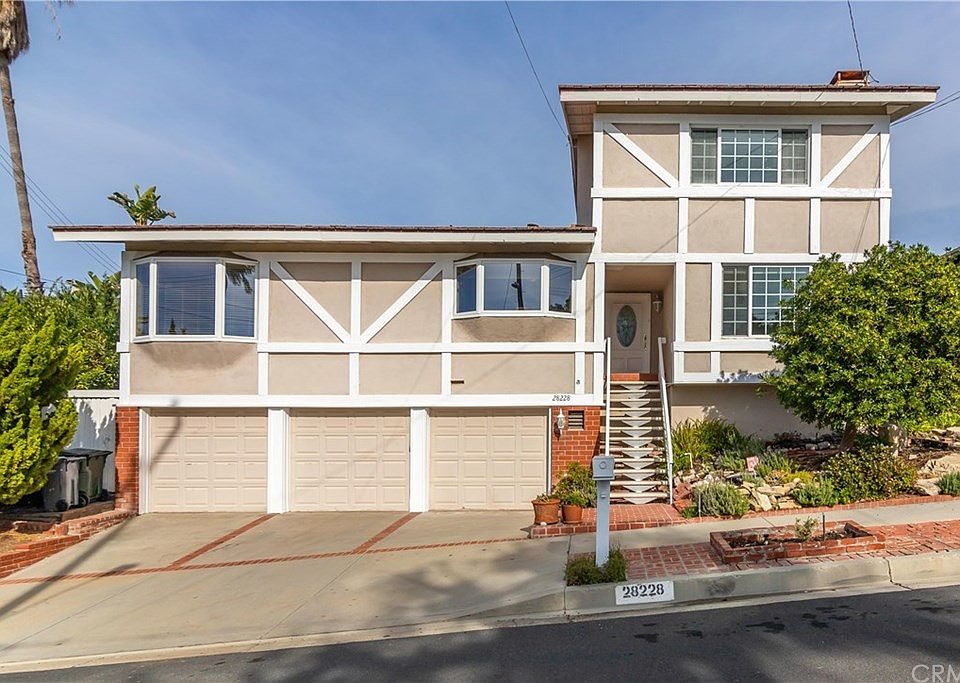 1st image of 28228 Lobrook Dr