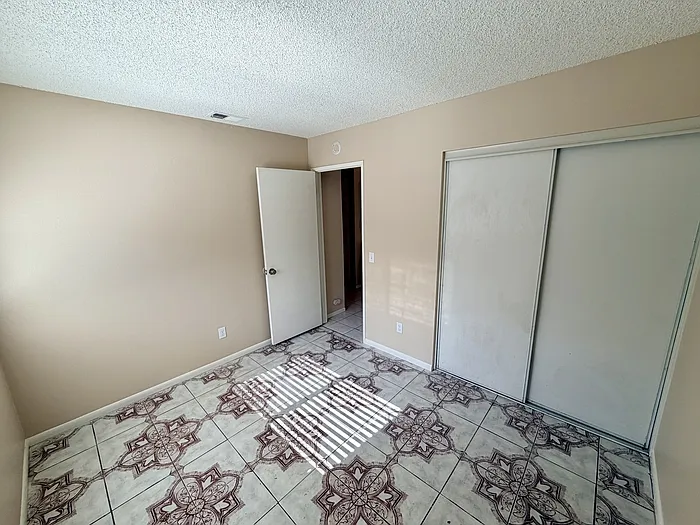2036 Orchard Dr — Photo 13