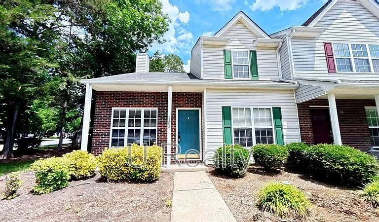 2205 Cigar Ct — Photo 1