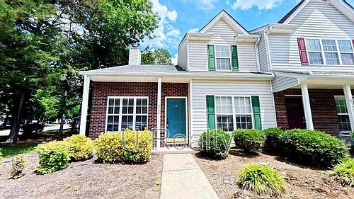 2205 Cigar Ct Photo 1