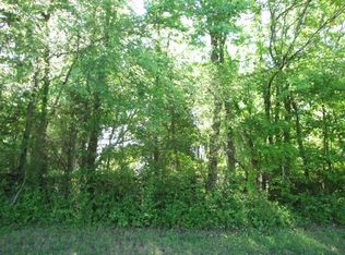 698 Briarwood Rd, Clarksville, TN 37040