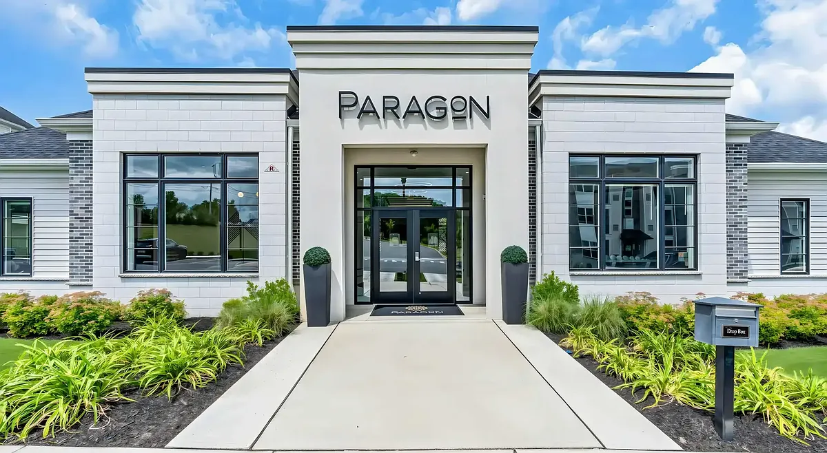 Photo 1 of 53 - The Paragon Apartments - Jackson, NJ Primary Photo - The Paragon Apartments