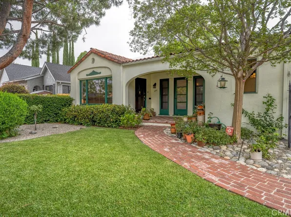 1897 Wagner St, Pasadena, CA 91107