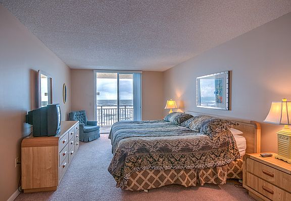 4th image of 2055 Highway A1a APT 402
