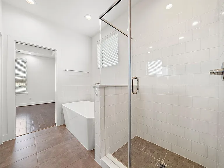 2603 Hutchins St — Photo 29