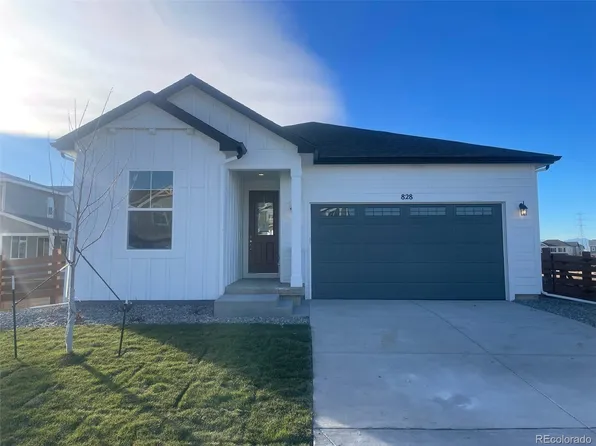 828 Goodrich Peak Street, Erie, CO 80516