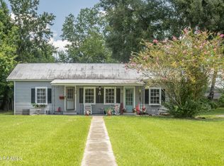 117 S Poydras St, Breaux Bridge, LA 70517