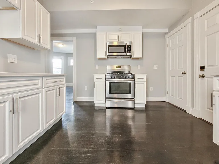 40 Fenton St #2 — Photo 4