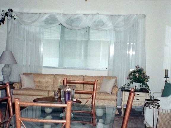 Dining Room / Living Room