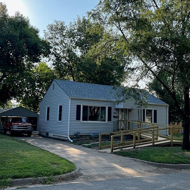 1st image of 861 Hancock Ave