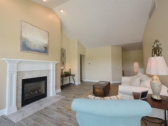3rd image of 6089 S Dune Harbor Dr
