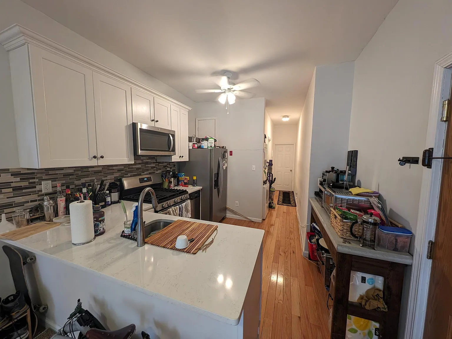 2 bed, 648 sqft, $2,900 — Photo 3