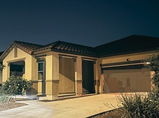 660 Headley Ln, Patterson, CA 95363