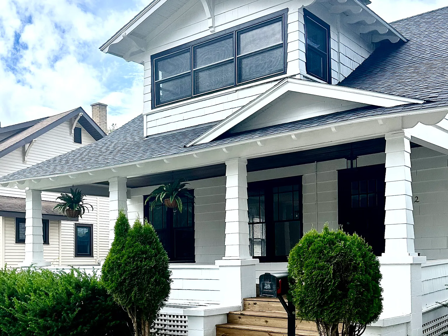 212 S Benton St — Photo 1
