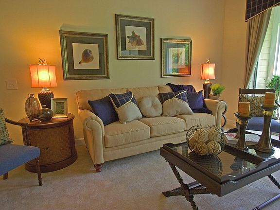 Open & spacious for easy entertaining.