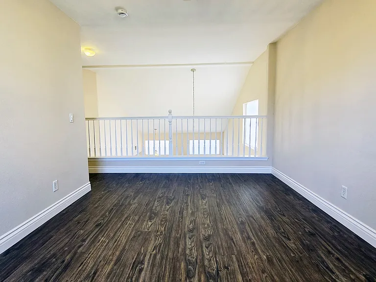 3722 Nestled Oak Ave — Photo 7