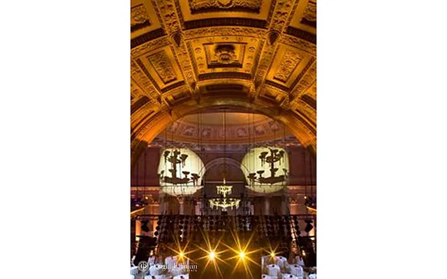 Rented by Douglas Elliman | media 19