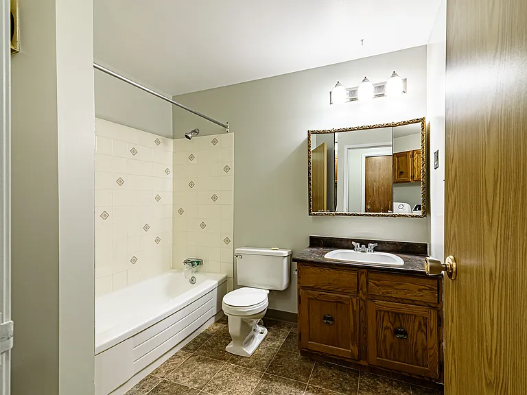 5 Lake Crest Rd — Photo 14