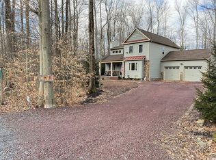 251 Aspen Rd, Pocono Pines, PA 18350