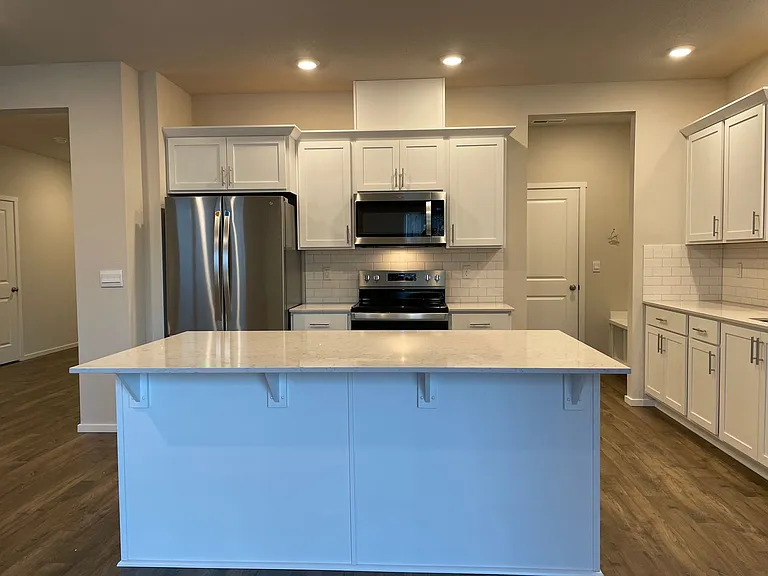 4941 NE 24th Ave — Photo 11