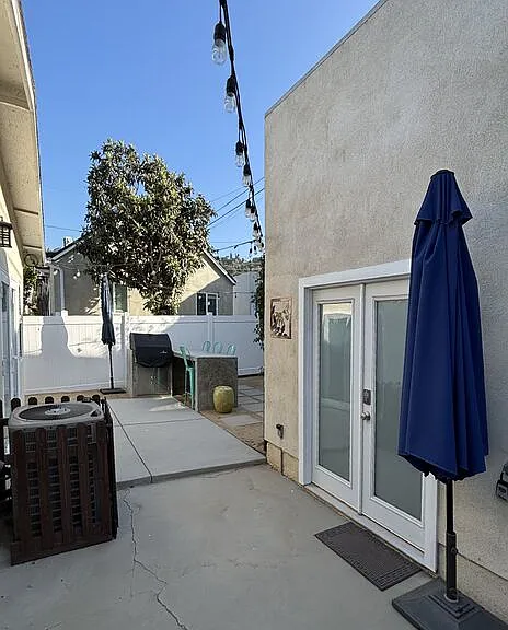 919 Isabel St — Photo 31