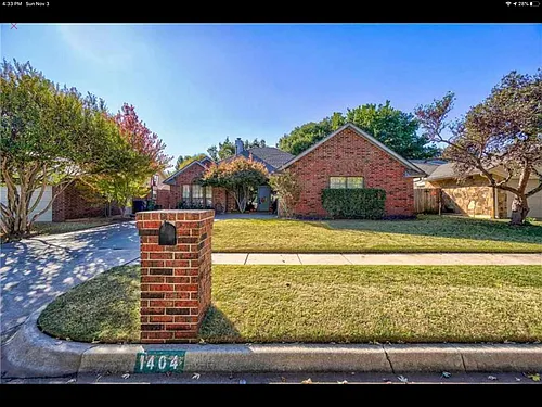 1404 NW 184th St Photo 1